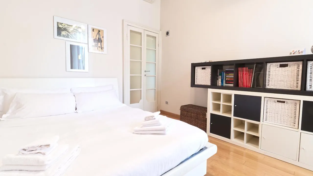 Italianway-Bertacchi Apartment Milan