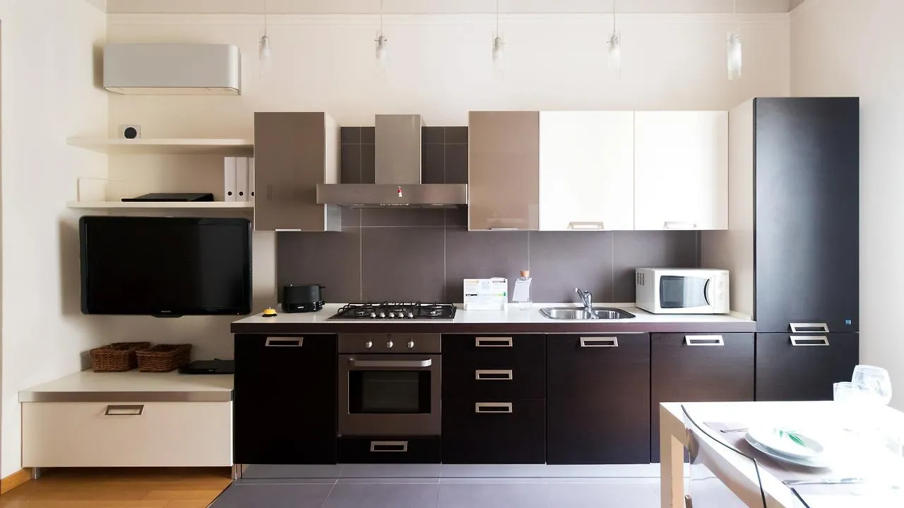 Italianway-Bertacchi Apartment Milan Italy