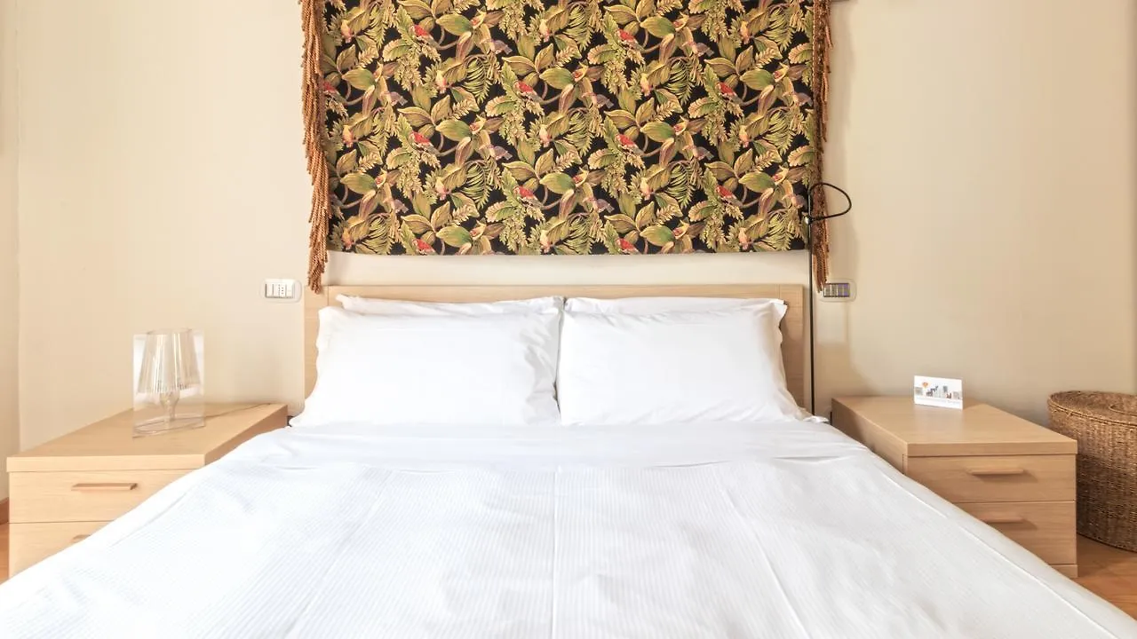 Italianway-Bertacchi Apartment Milan Italy